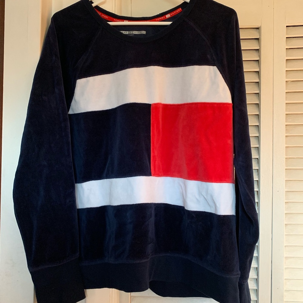 SZ LG (xl fits like lg) Tommy Velour Sweatshirt